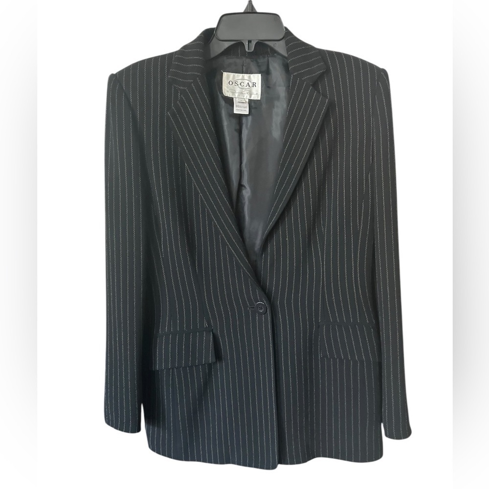 Oscar de la Renta Black Pinstripe Women's Blazer size 4